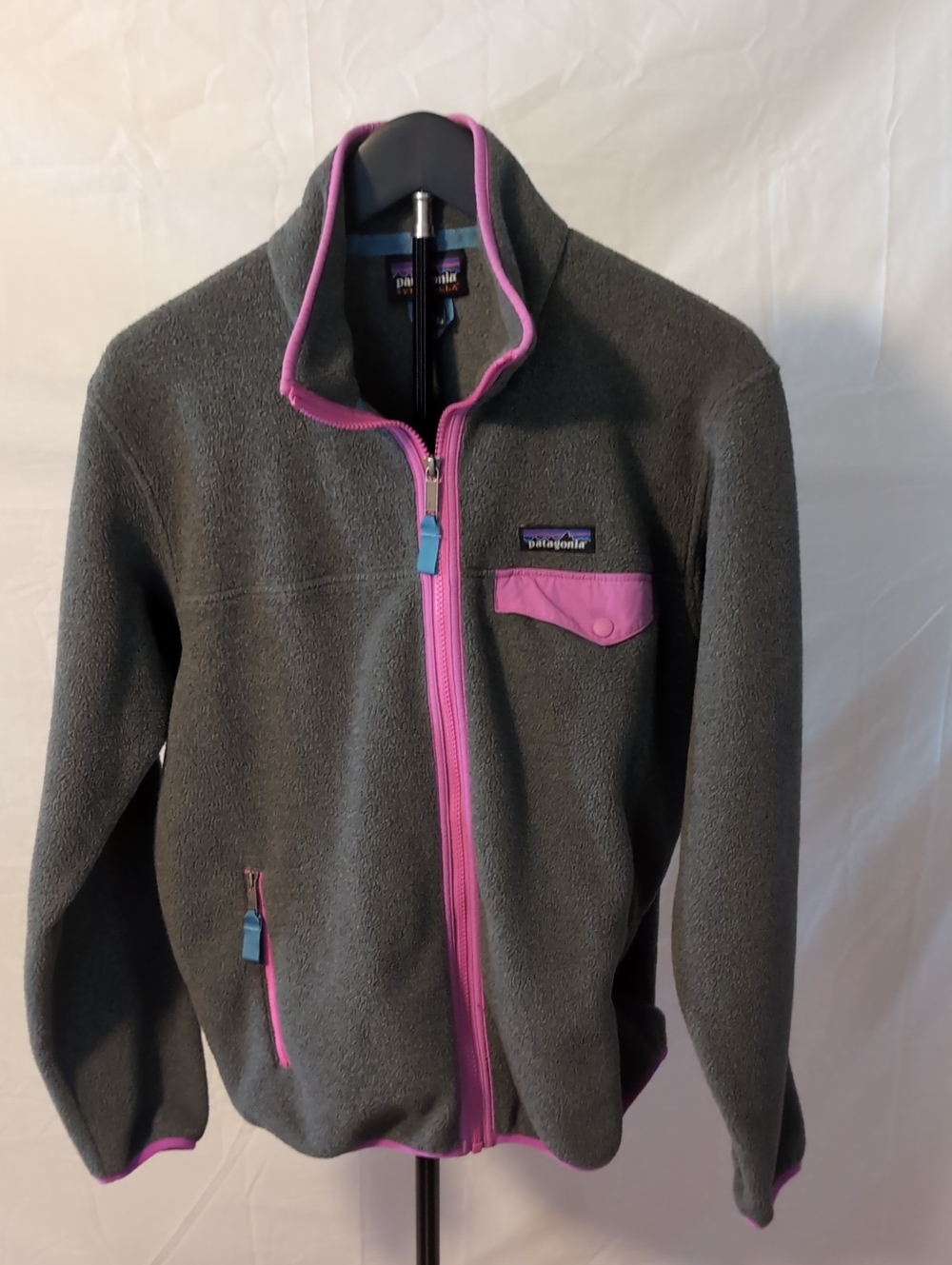 Patagonia Women's Full Zip Snap-T Synchilla Fleece Jacket Gray Pink S